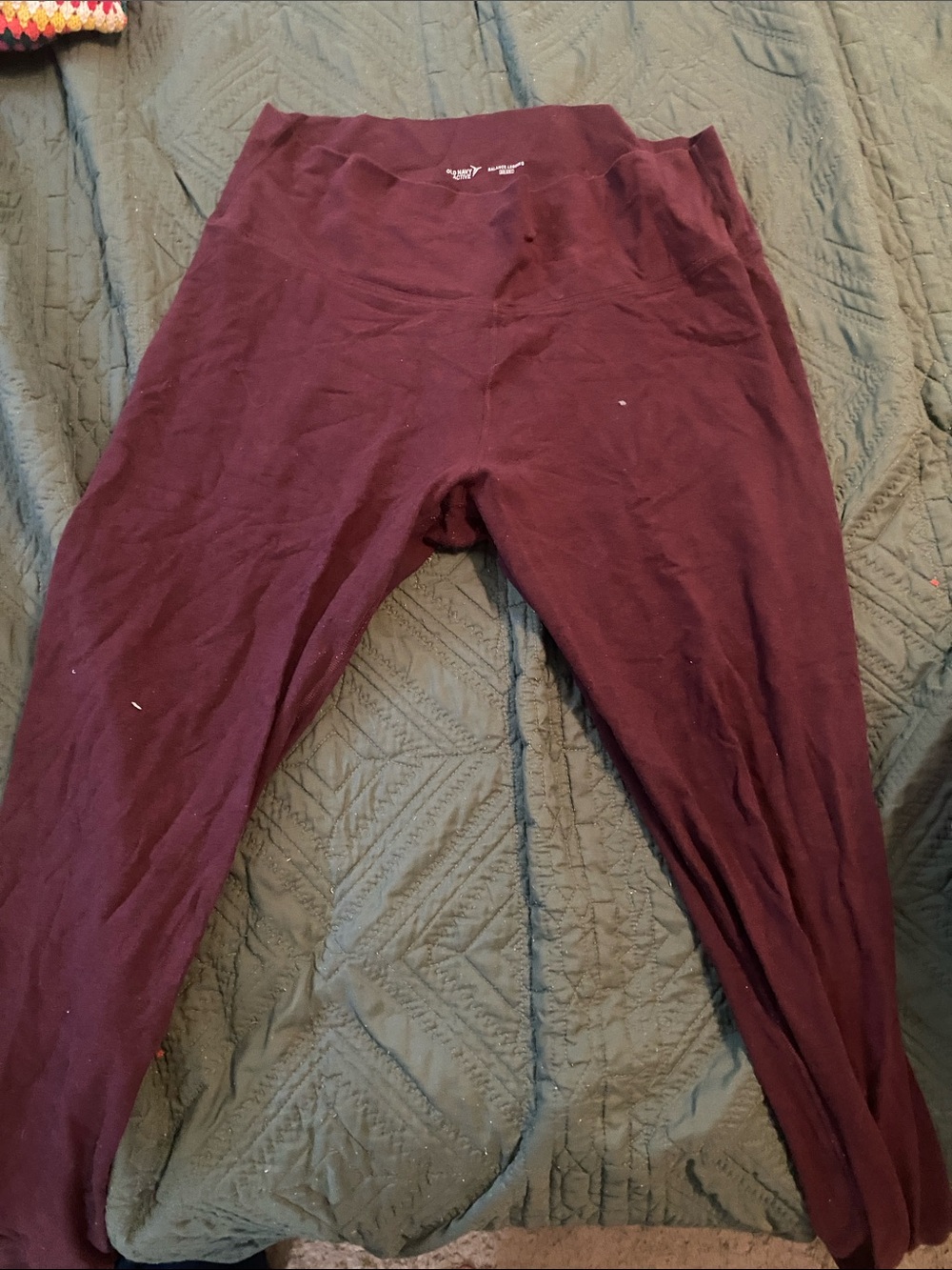 Old Navy Burgundy Women's Stretch Leggings